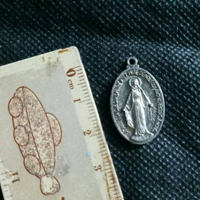 

Medali wasiat rosario 2.2 cm tipis