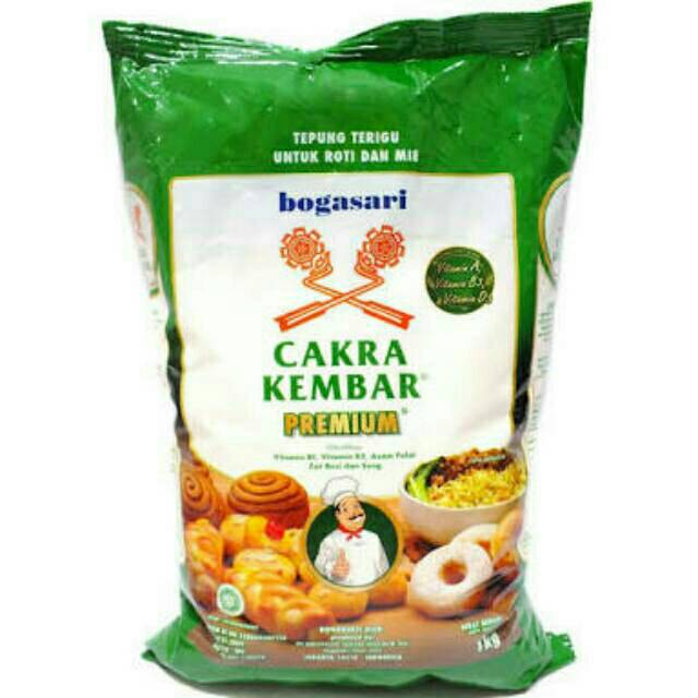 

Tepung terigu cakra kembar premium 1 kg