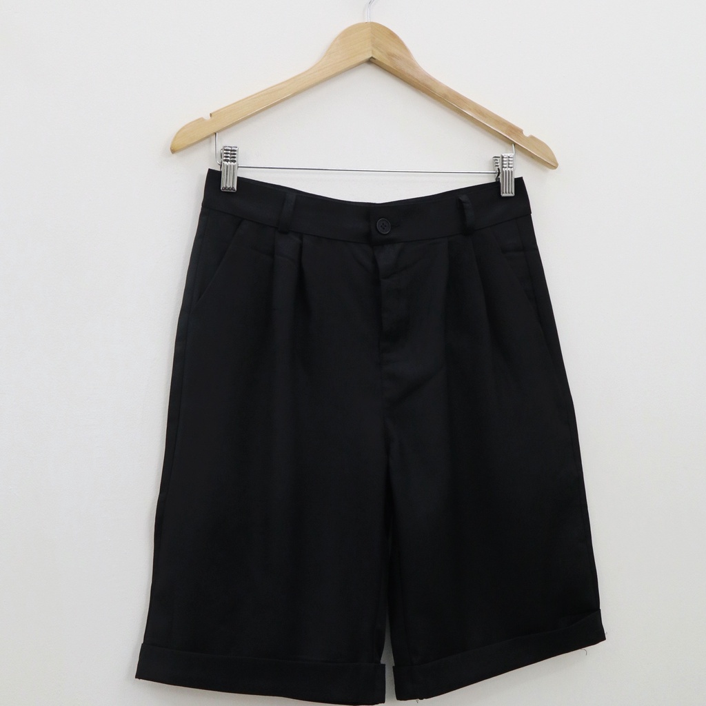 Belen short pants - Thejanclothes