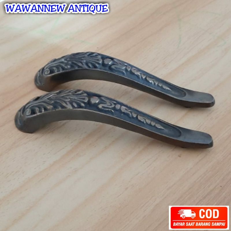 Handle Pintu / Gagang Lemari Laci Pintu Rumah Kuningan Antik Motif Taring 13.2cm