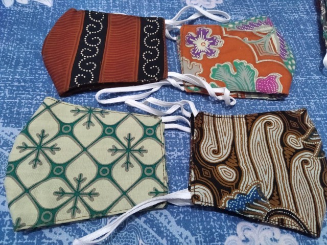 Masker Kain Batik Anak 3 Ply Headloop Dan Earloop