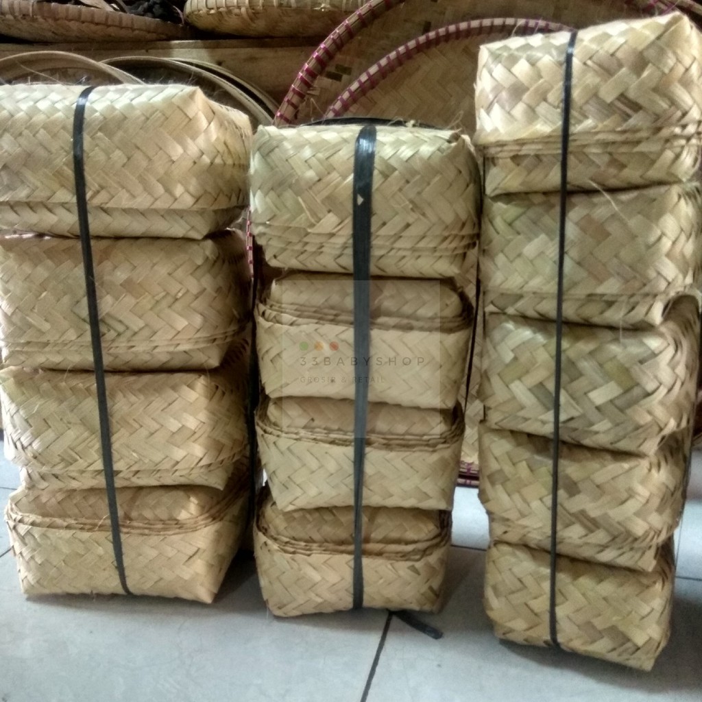 Besek Makanan Kotak Makan Anyaman Bambu 20x20
