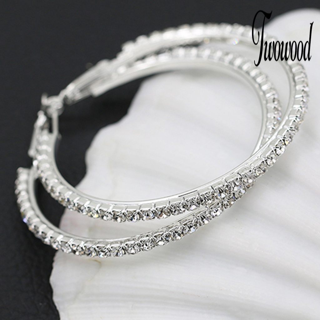 1 Pasang Anting Hoop Besar Aksen Berlian Imitasi Bahan Alloy Untuk Wanita