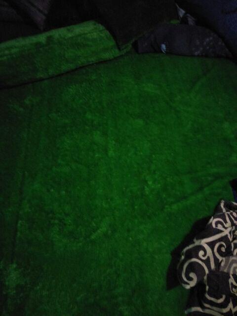 Seprai Bulu Bulu Rasfur/seprai Kasur Bulu Rasfur Murah Berkualitas