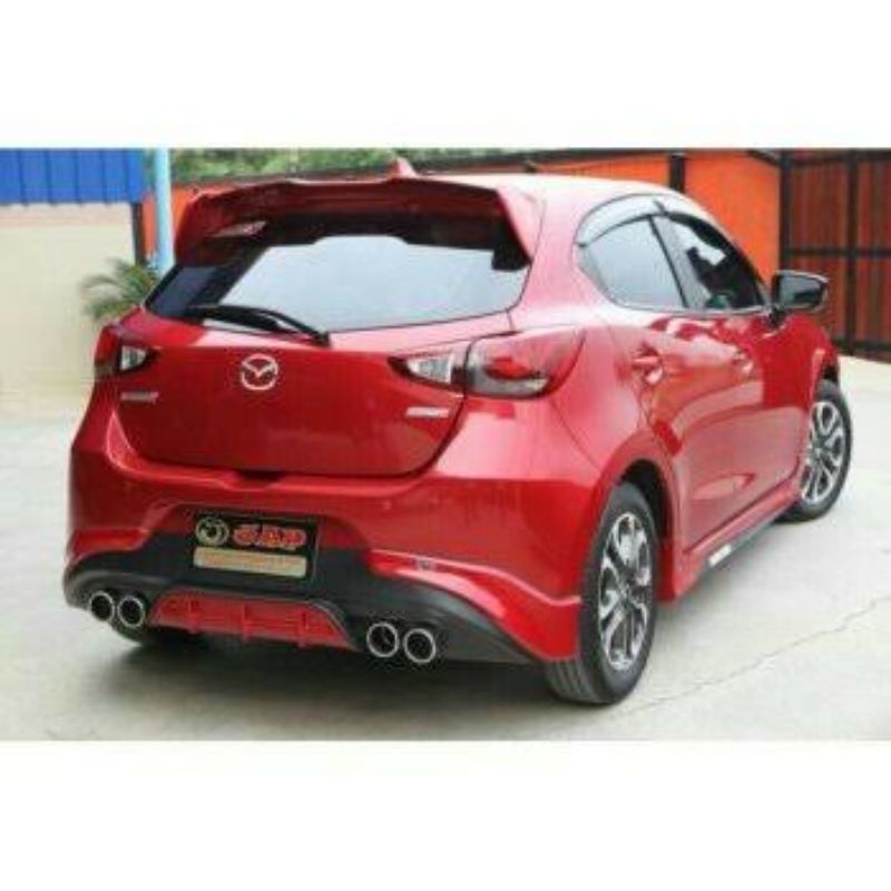 Spoiler Mazda 2 skyactiv
