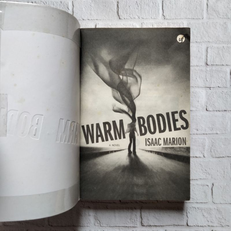 [preloved novel] warm bodies by isaac marion