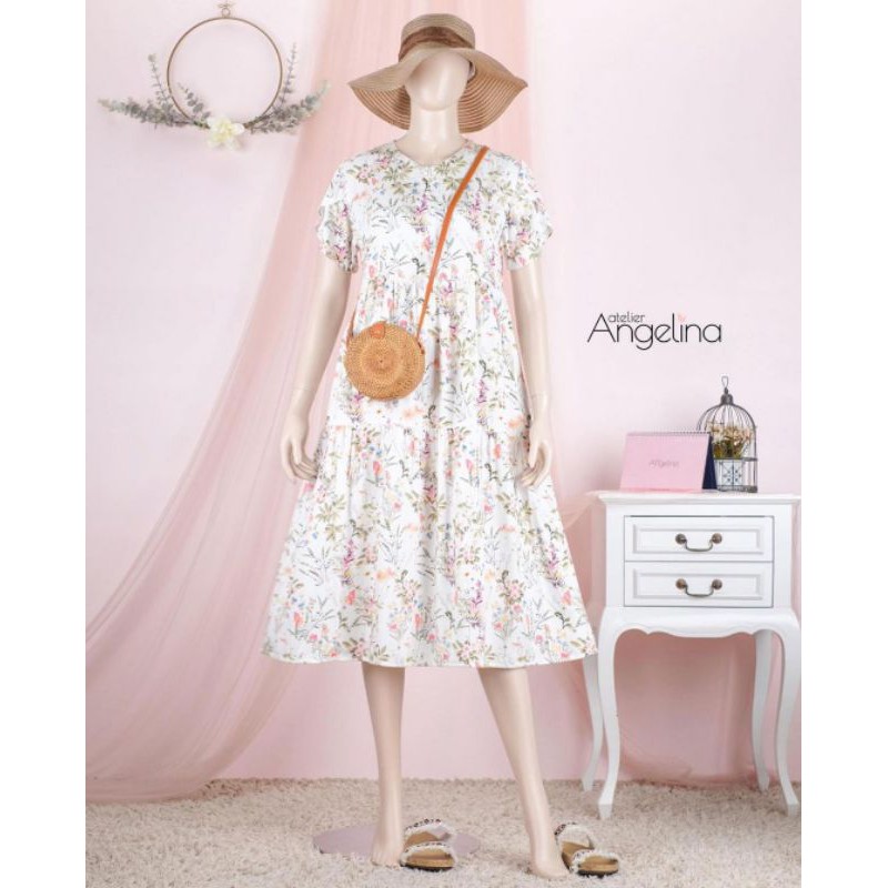 Audrey Dress Atelier Angelina size 2XL