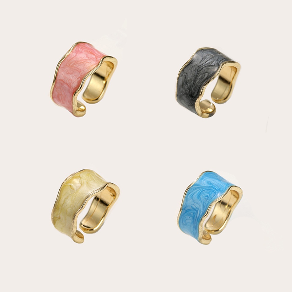 Cincin Handmade Model Irregular Rim Warna Emas Gaya Retro Untuk Pasangan