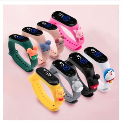 Jam Tangan Elektronik Tahan Air IP67 Motif Kartun Anak Laki-laki Perempuan LED Minimalis Gelang-Kuning POOH