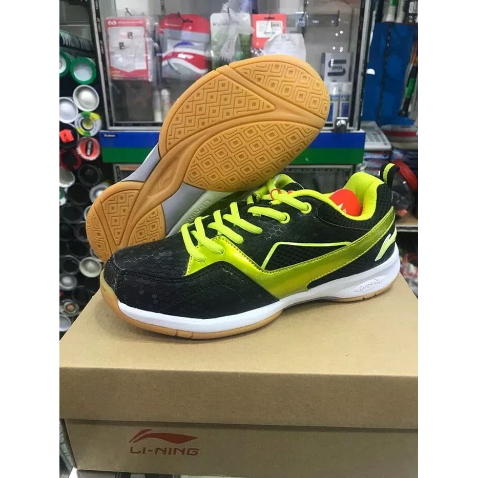 sepatu badminton lining vibe hitam original
