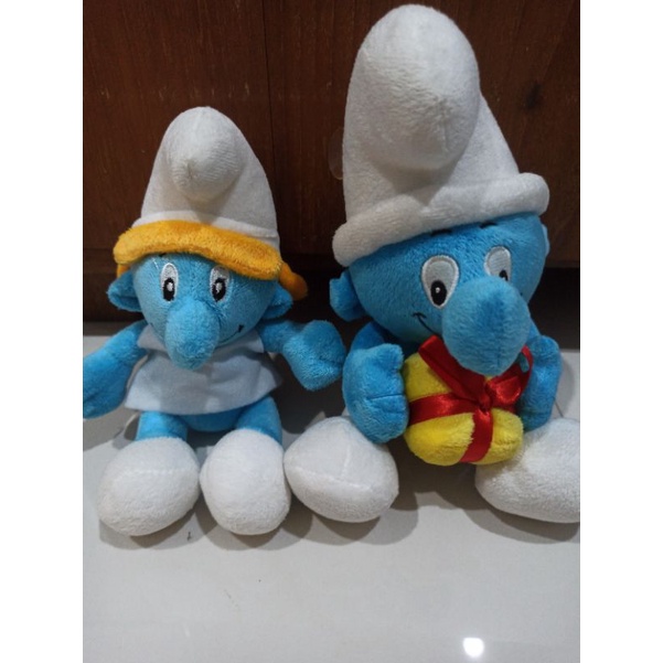 Boneka Smurf kado