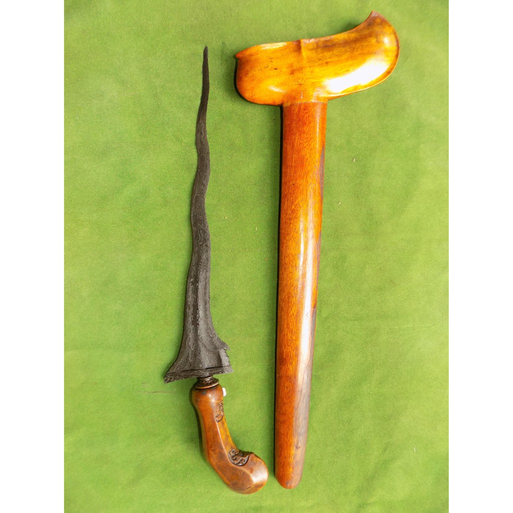 keris carubuk era mataram tua pamor kulit semangka