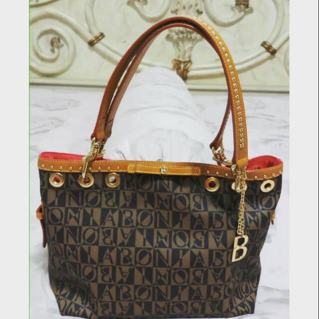 Bonia bag preloved harga net