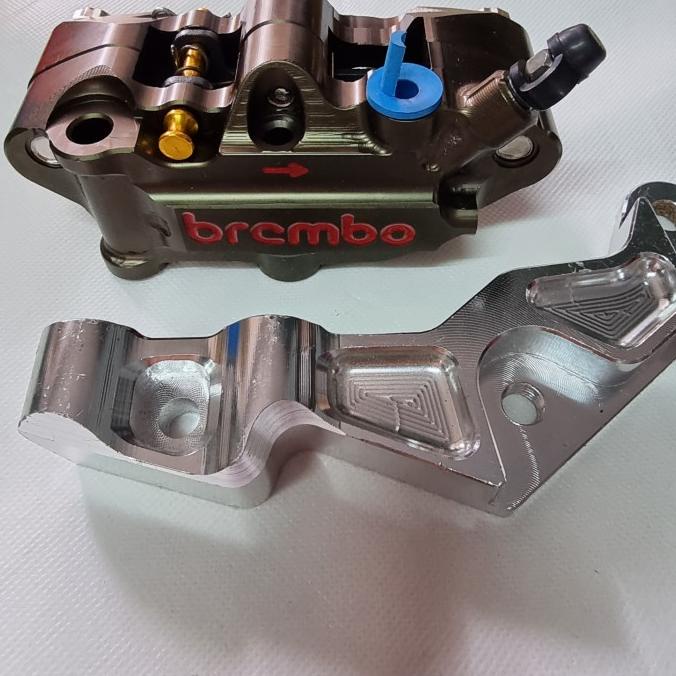 Paket Kaliper Monoblok 4 piston brembo plus breket MONOBLOK depan NMAX GDG00 Ayo Order