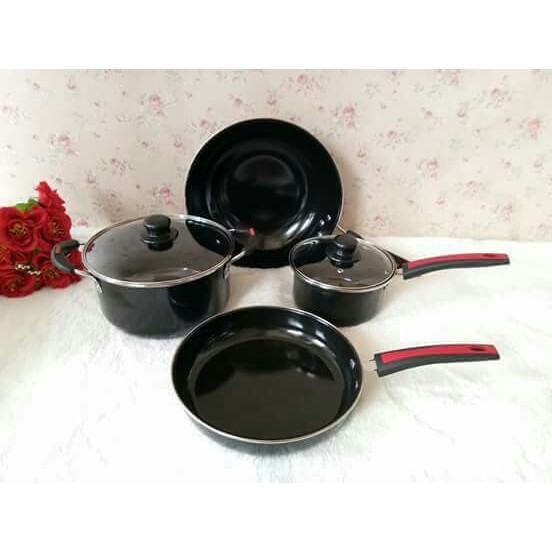 panci set 4 pcs   2 tutup kaca (hitam)