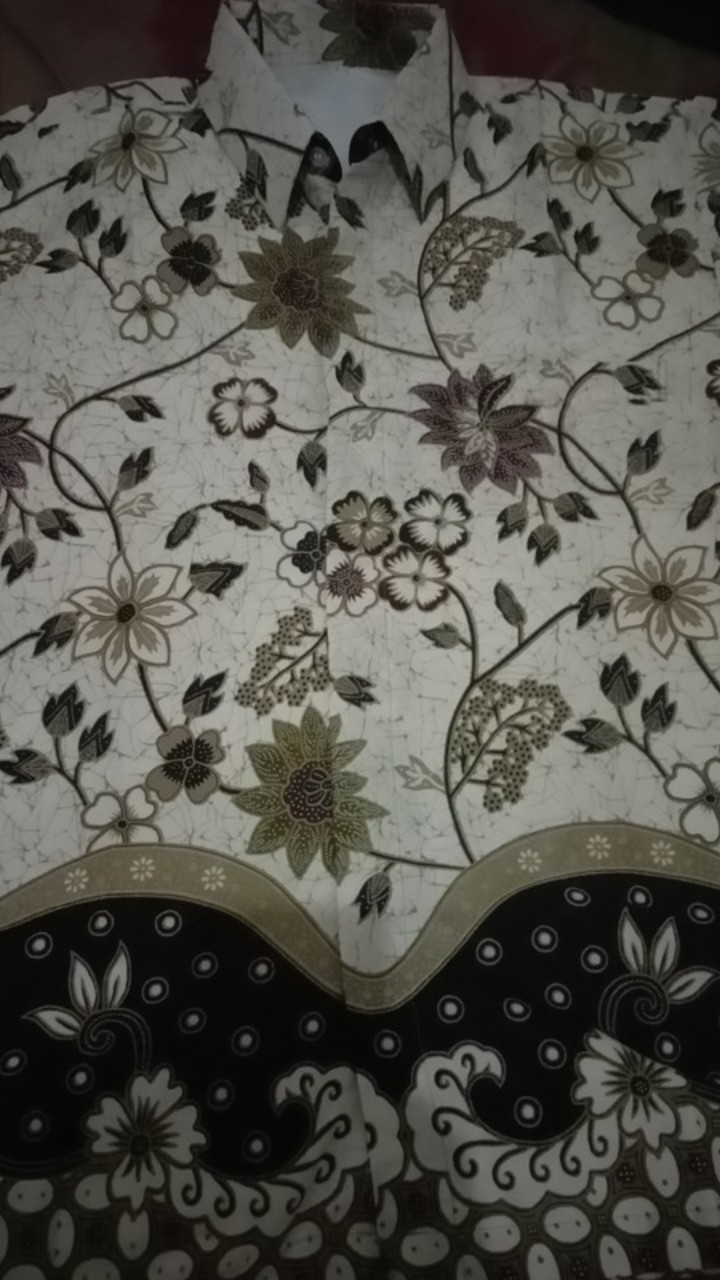 Kembang Rambat Pendek Kemeja Batik Pria Full Furing Bahan Katun Cabut Primisima