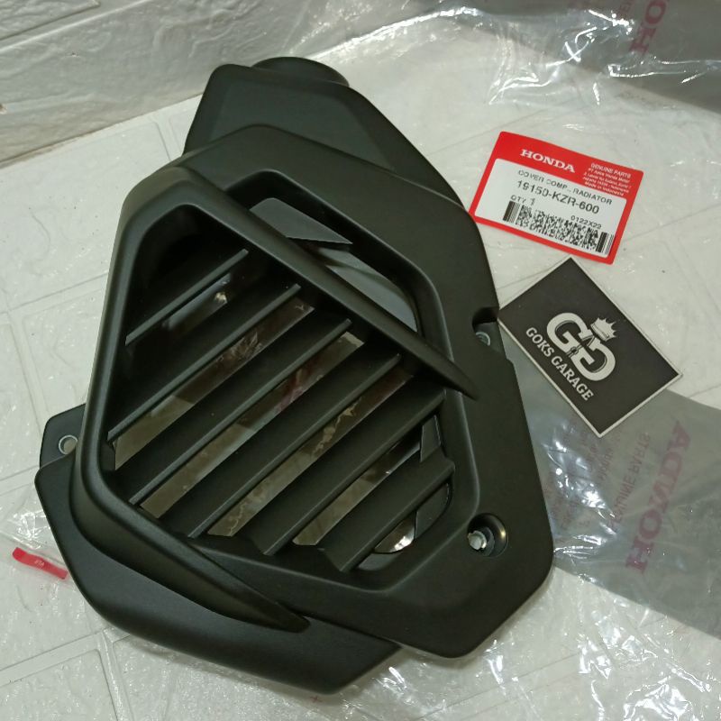Tutup radiator cover radiator vario 125 ori honda ahm asli honda 19150-KZR-600