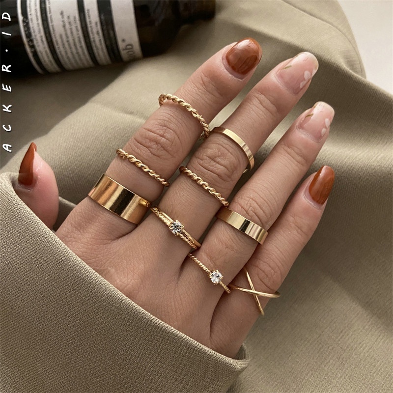 9 Pcs / Set Cincin Bentuk Geometris Melingkar Bahan Logam Untuk Wanita