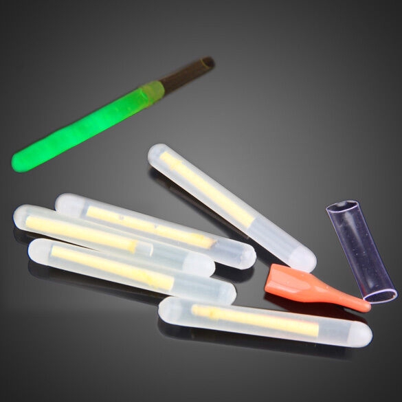 5pcs Glow Stick Fluorescent Menyala Dalam Gelap Untuk Memancing Malam Hari