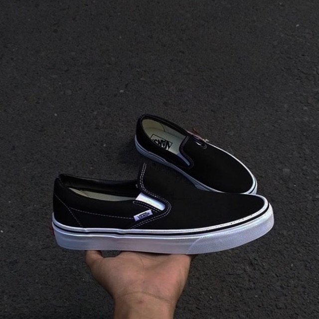 vans slip on classic bw