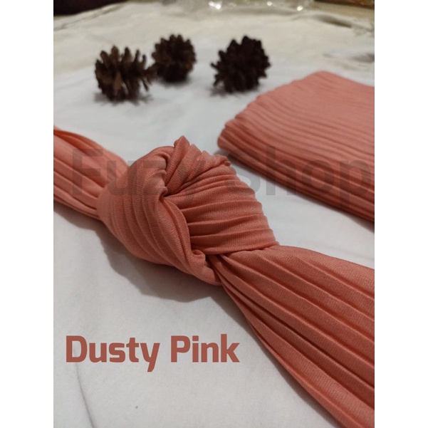Hijab Kerudung Pashmina Plisket Warna Dusty Pink Murah