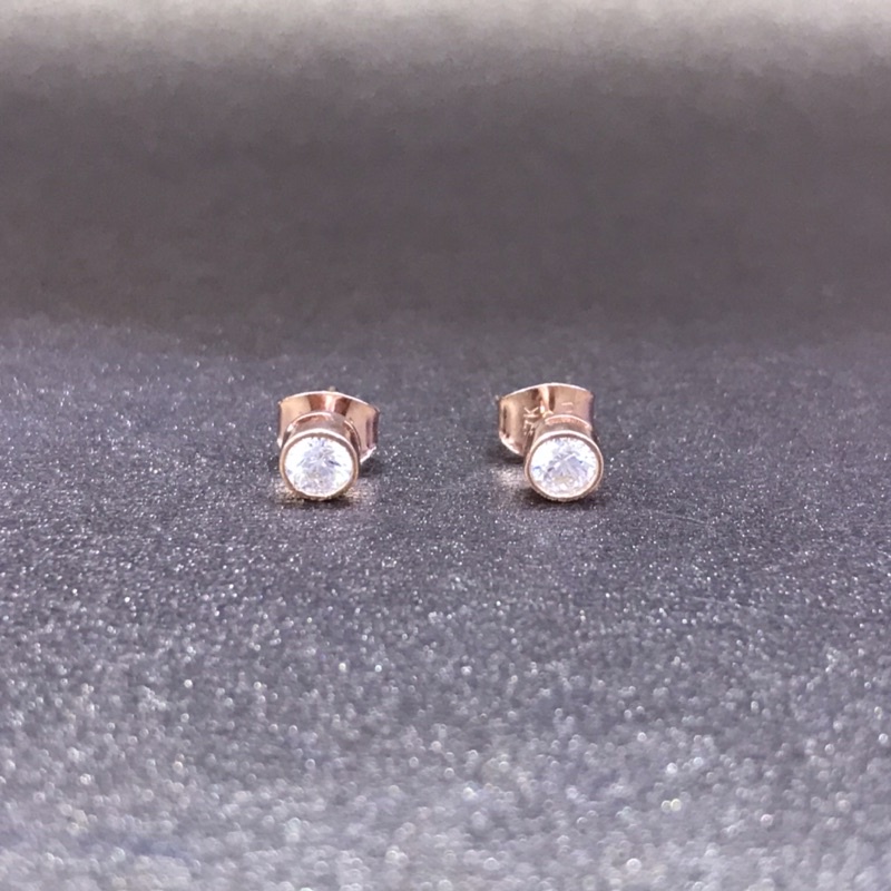 ANTING EMAS AYU GOLD 750 AAE0545