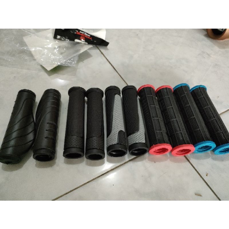 Hand Grip Handflat Handfat Hanflat Hanfat  Karet Stang Sepeda MTB D303