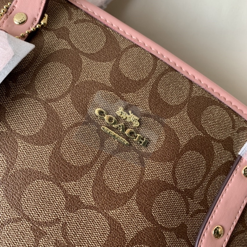 Coach City Zip Tote In Signature Canvas (C58292)