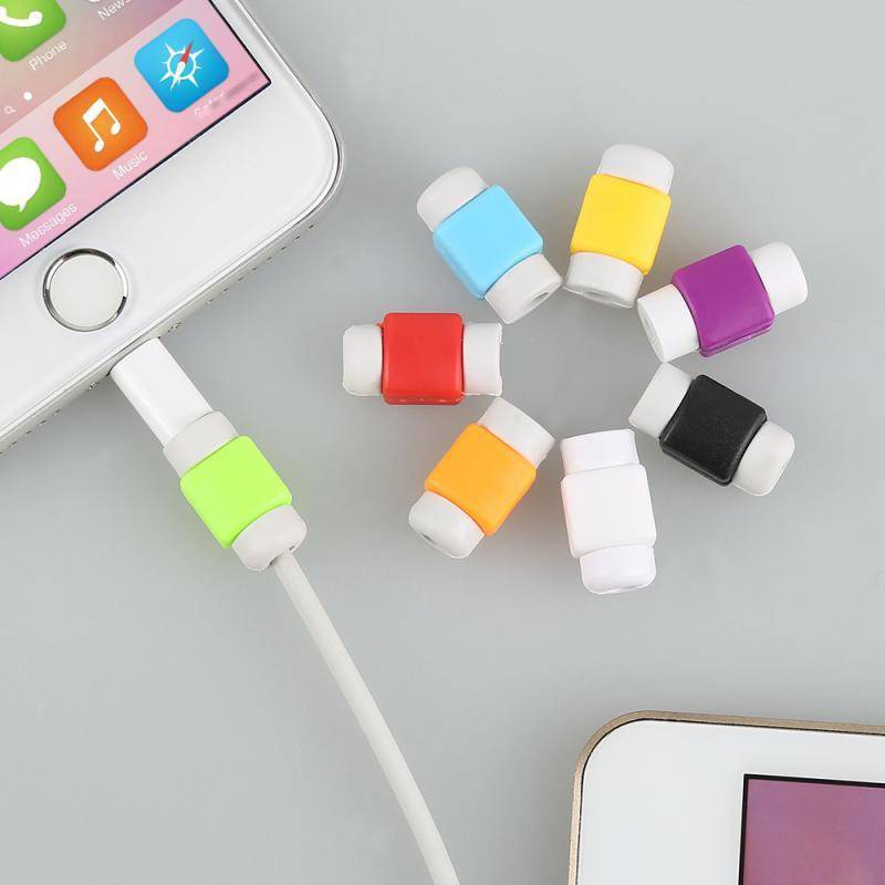 1pc Pelindung Kabel Data / Charger USB Warna Acak Untuk IPhone / Samsung