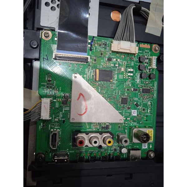 MB Toshiba 32L2550VJ