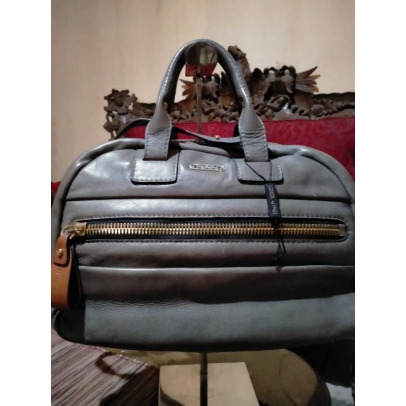 Tas wanita Donini warna silver mulus banget Jarang dipakai