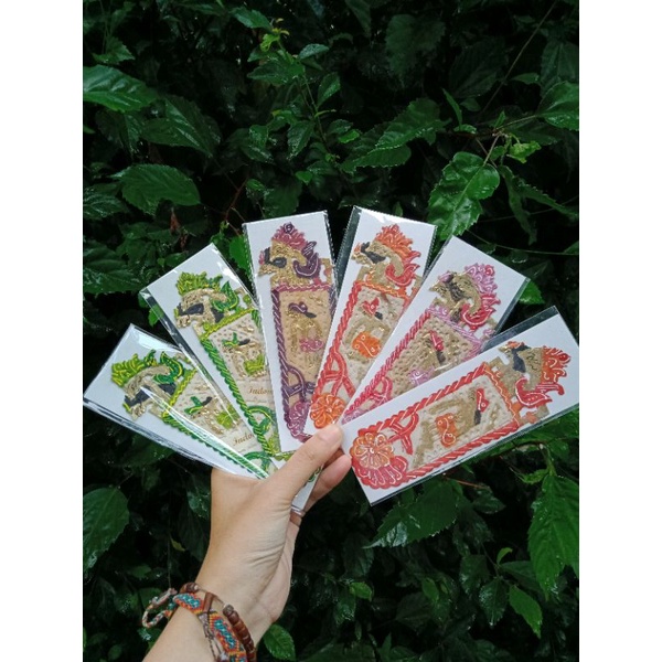 

bookmark wayang