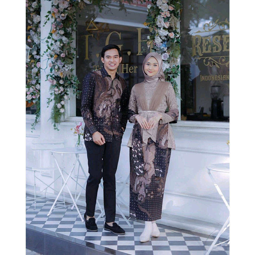 Batik Nafastore Set Couple Avena Rose Kebaya Modern Tunangan brukat Kekinian Model Terbaru 2022 Sari