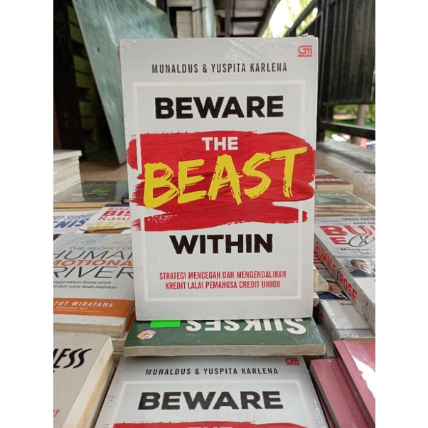 OBRAL BUKU BACAAN MOTIVASI / INSPIRASI / BISNIS / INOVASI / CERITA GILA PENGUSAHA MUDA INDONESIA / PERUBAHAN BESAR / PENGEMBANGAN DIRI / MURAH ORIGINAL-BEWARE THE BEAST