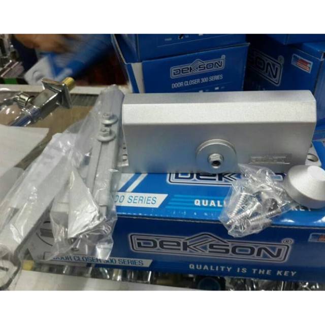 Door closer Dekson