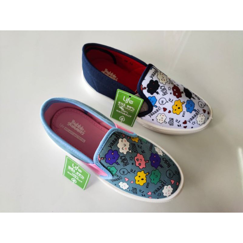 Sepatu sneakers anak2 bubble gummers by bata
