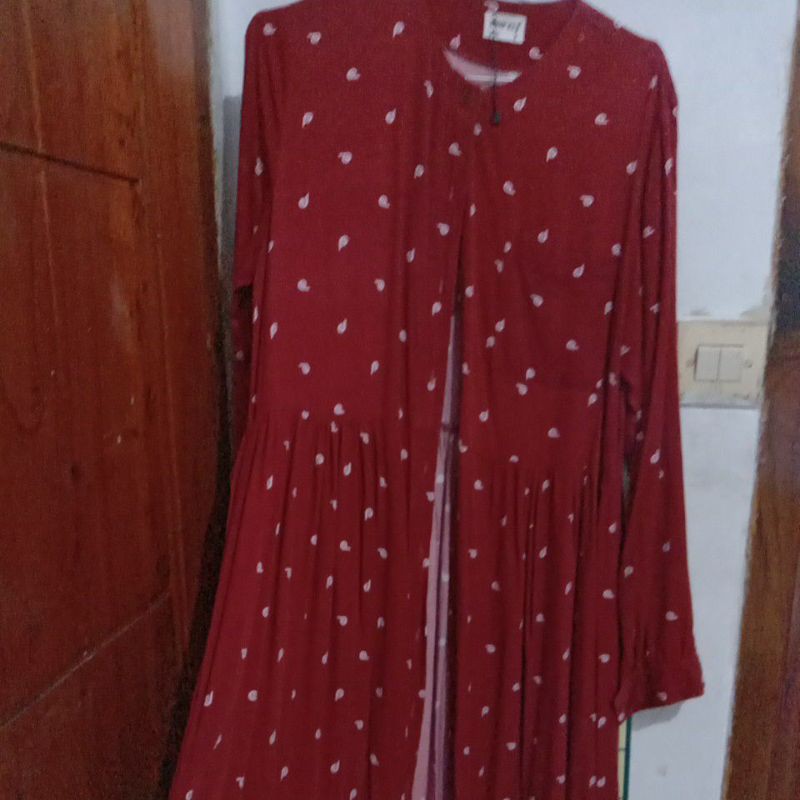 deenay tunik merah preloved size s ld 98