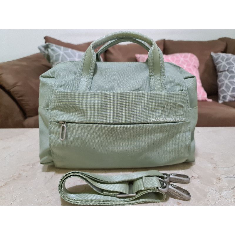 Original sling bag mandarina duck