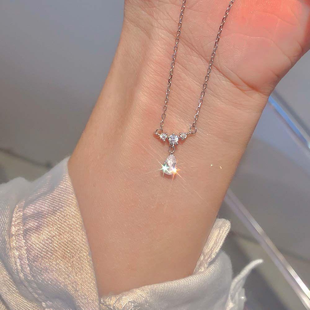 Mxbeauty Wanita Kalung Kepribadian Minimalis Zirkon Drop Liontin Hadiah Teman Geometris Alloy Gaya Korea Necklace