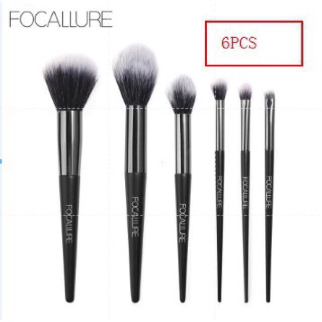 Focallure 10 Pcs Eyeshadow Blending Makeup Brush / Kuas Set + Pouch