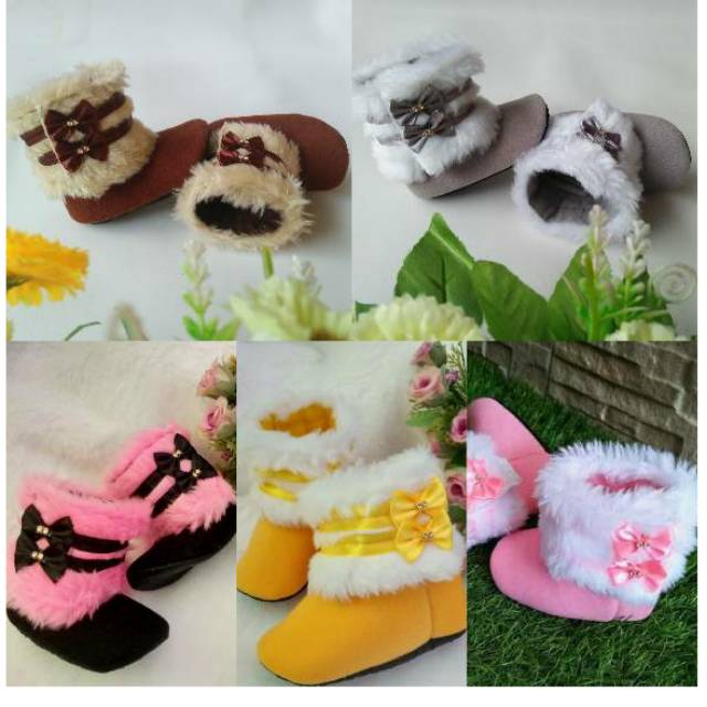 Sepatu booth bayi