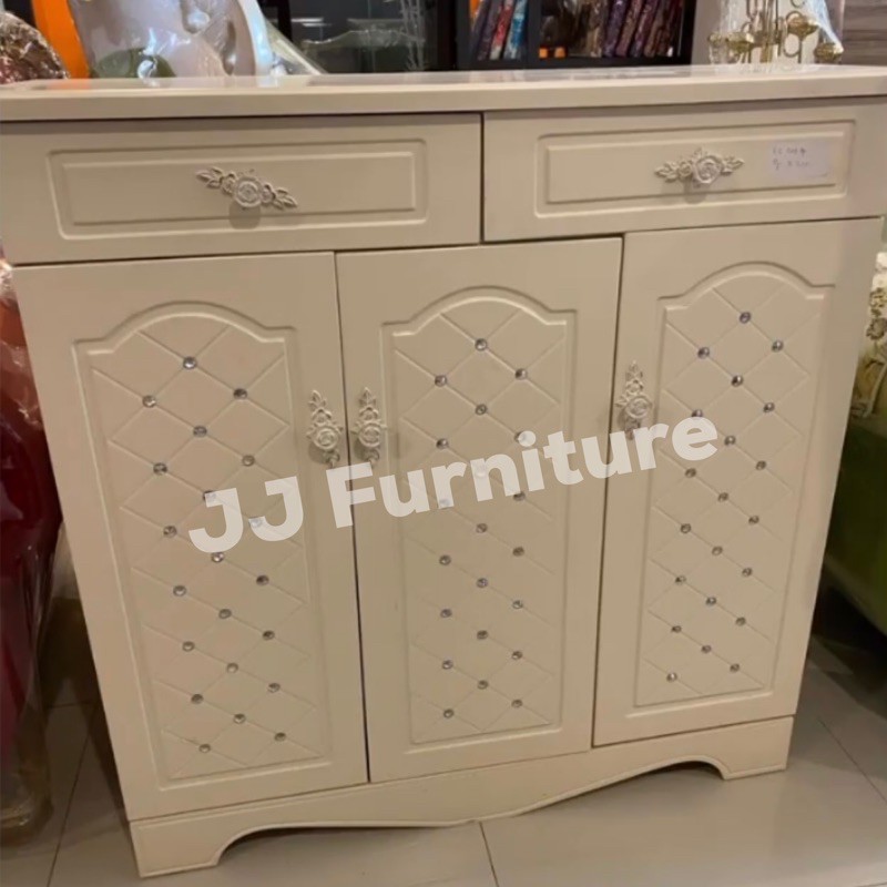 buffet minimalis impor putih