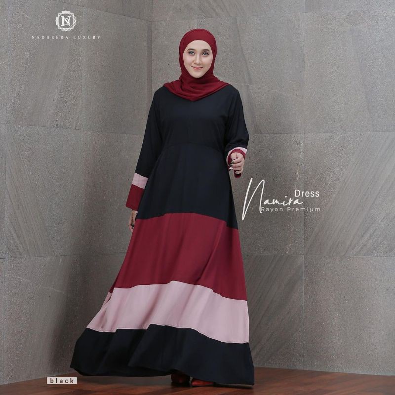 NAMIRA DRESS