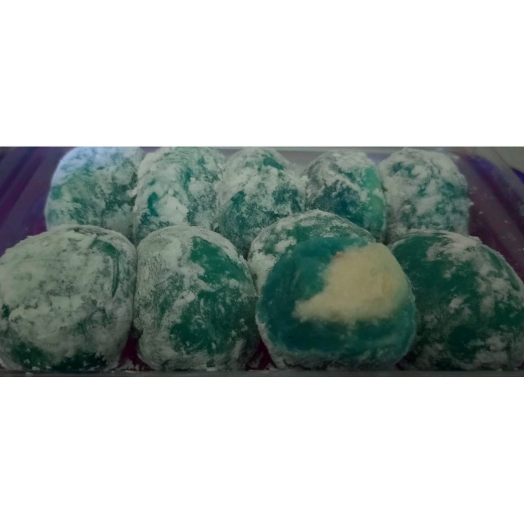 

MOCHI KEJU ISI 15 PCS