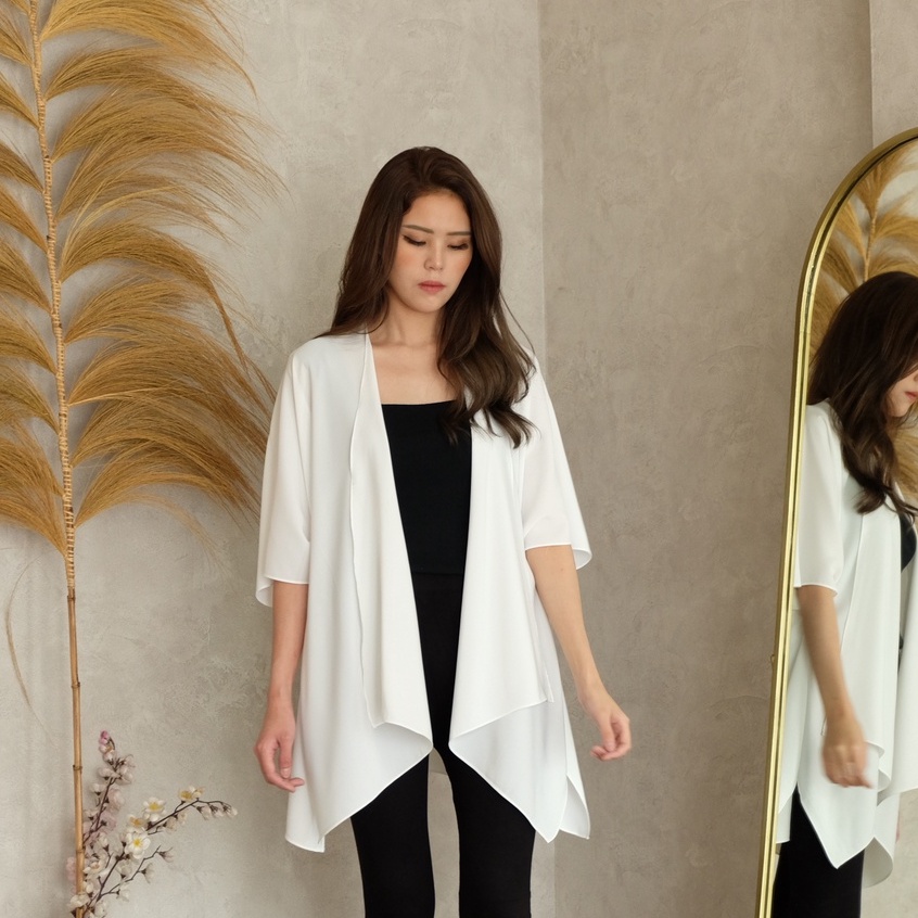 Taya Outer Wanita-White