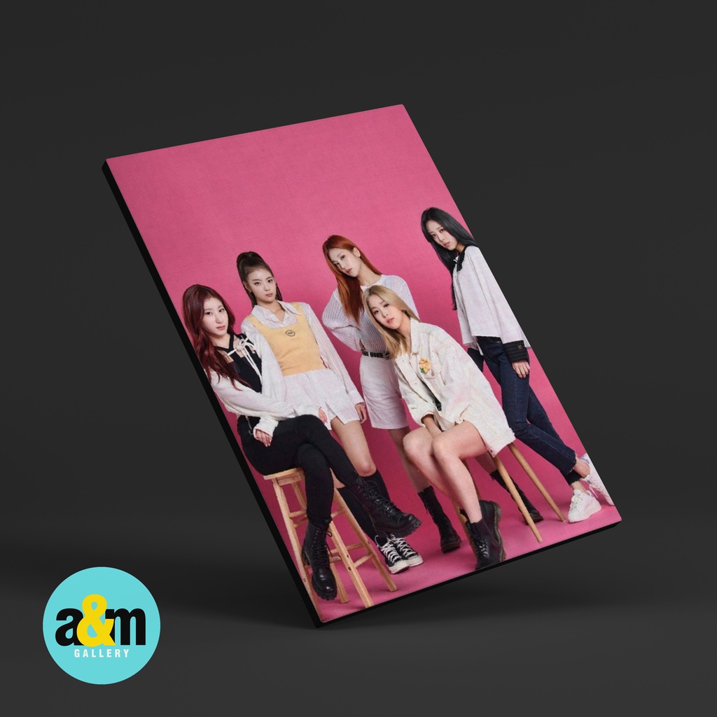 Poster Kayu ITZY Hiasan Dinding Dekorasi Kamar Girl Group Korea I Poster Kayu K-POP Dekorasi Kamar - A&amp;M