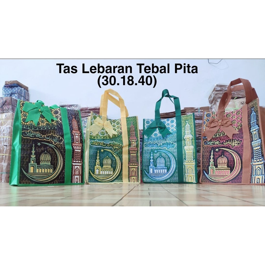 

Tas lebaran mewah batik pita (30.18.40)
