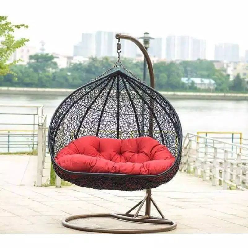 Ayunan Jumbo Rotan Sintetis