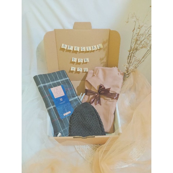 

Hampers cowok