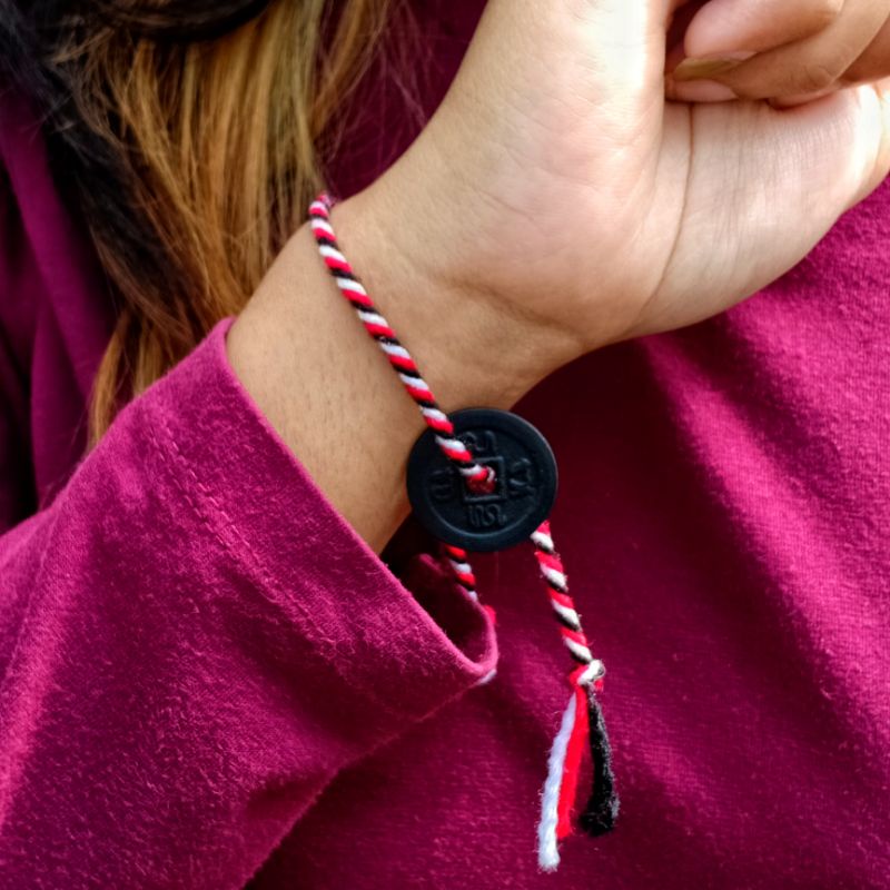 Gelang Tridatu Pis Bolong Bali Tridatu / Gelang Tridatu Bali / Gelang Bali Murah / Pis Bolong / Oleh Oleh Bali / Aksesoris Bali / Gelang Asli Bali / Craft Dewata